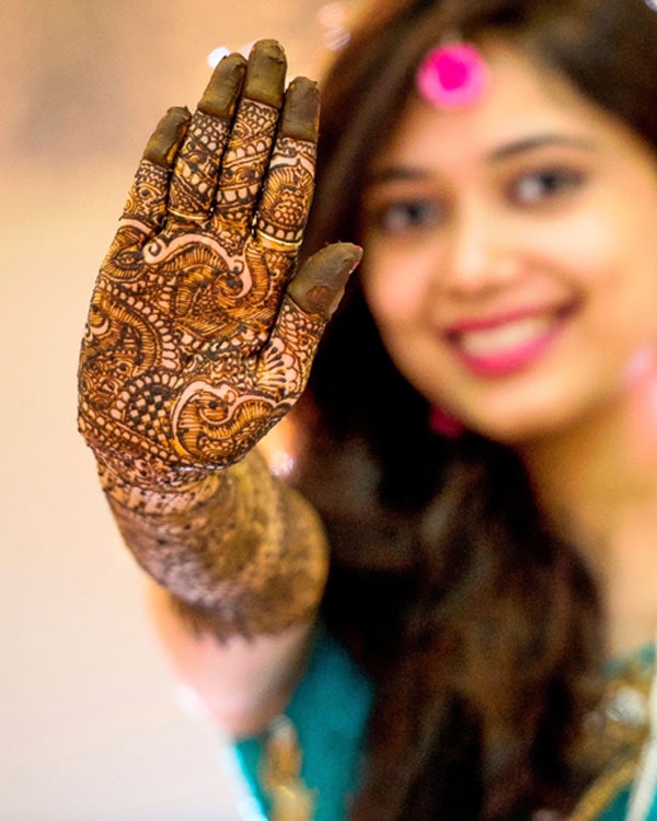 rajistani mehndi artist